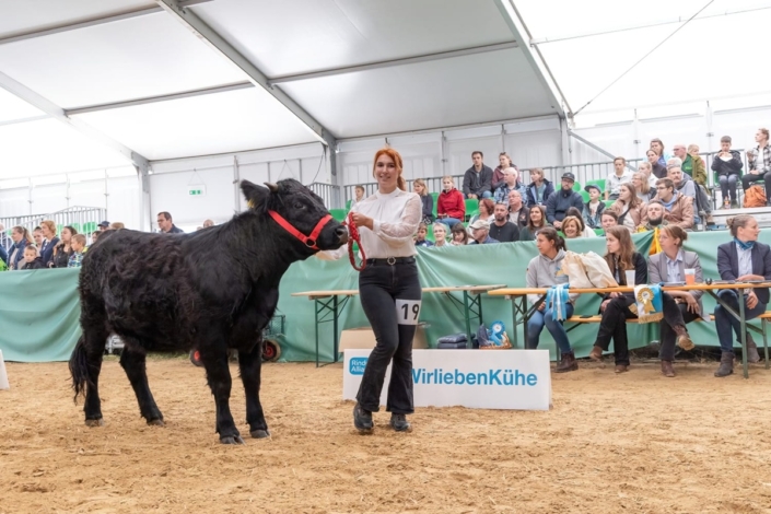 Victoria Burchardt Mit FB Kalie A